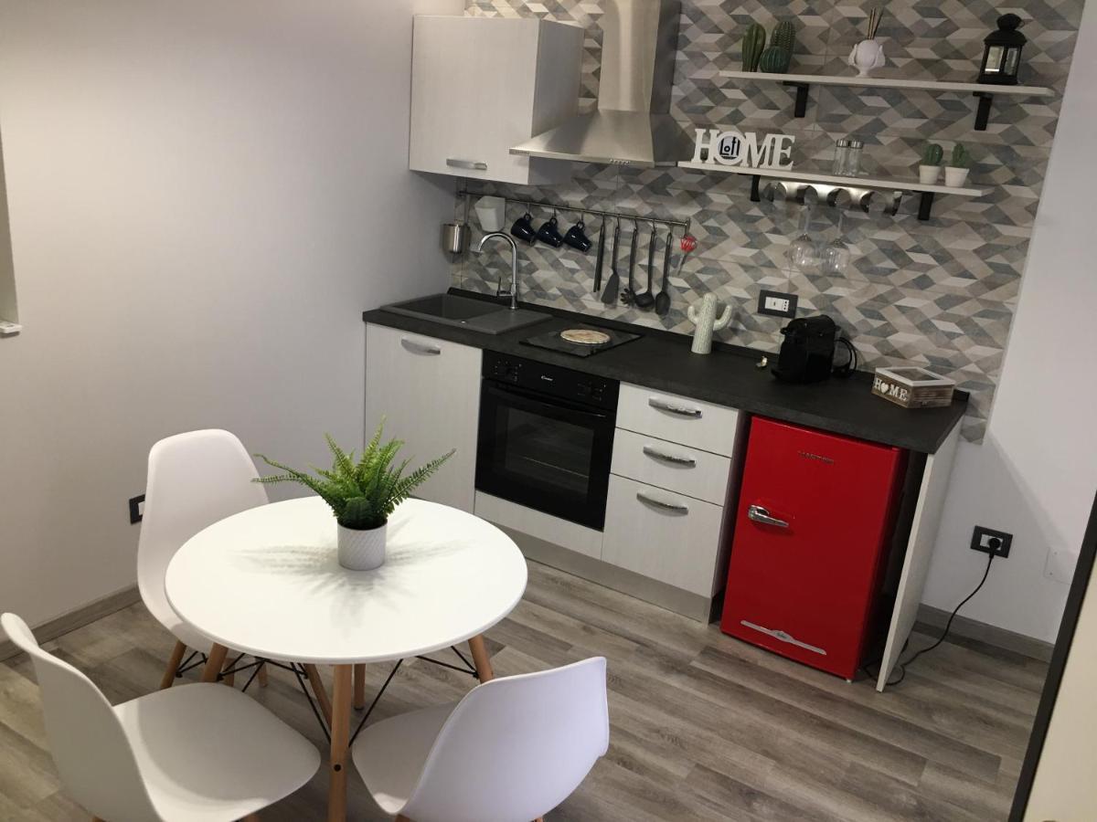Ferienwohnung Loft27 Taranto Exterior foto