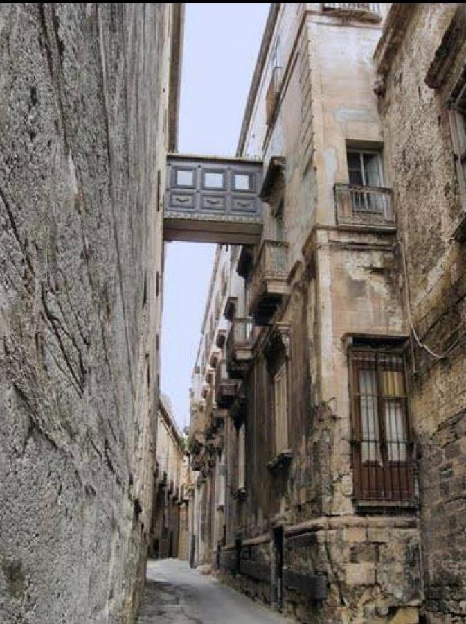 Ferienwohnung Loft27 Taranto Exterior foto